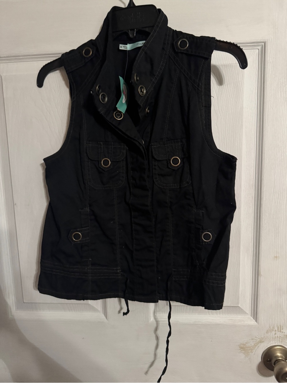NWT Maurices Cargo Utility Vest Shirt Medium Black Grunge